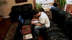 Paranormal Activity pic 2