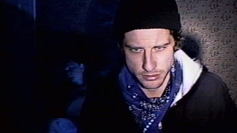 Kenny's Football Manager obsession was so bad he didn't realise his girlfriend, waiting in bed for him, had been dead for months